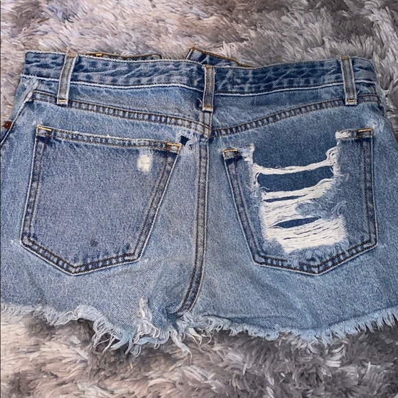 Abercrombie Jean shorts - Picture 2 of 3